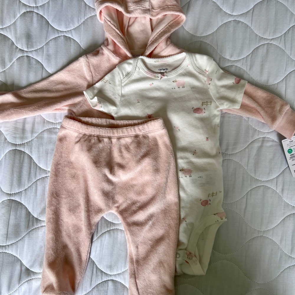 Carter’s 3 piece matching set pink sheep